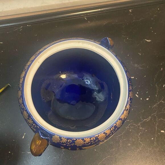 Vintage oriental vase with lid - Picture 9 of 9